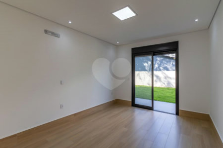 Casa à venda com 4 quartos, sendo 3 suítes, no condomínio Estância Marambaia, Vinhedo - SP
