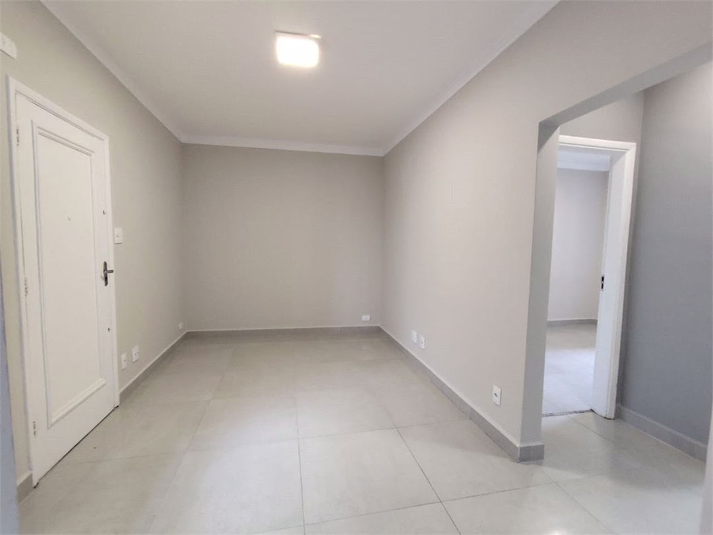 Apartamento com 2 dormitórios à venda, 65 m² por R$ 444.000,00 - Gonzaga - Santos/SP