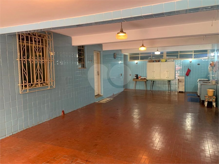 Casa à venda ou para alugar com 6 quartos, sendo 2 suítes, em Parque São George, Cotia, SP