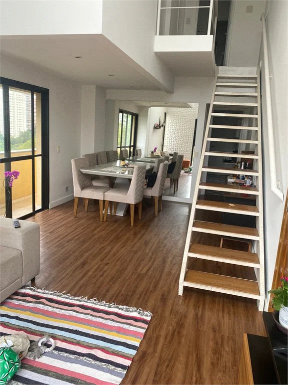 Duplex à venda com 2 quartos, sendo 1 suíte, em Paraíso do Morumbi, São Paulo, SP