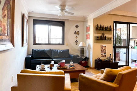 Apartamento à venda com 3 quartos, sendo 2 suítes, em Morumbi, São Paulo, SP