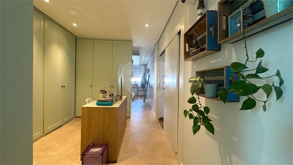 Apartamento à venda com 3 quartos, sendo 2 suítes, em Jardim Paulista, São Paulo, SP