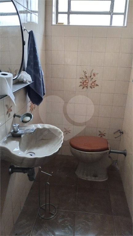 Sobrado à venda com 3 quartos em Jardim Odete, São Paulo, SP