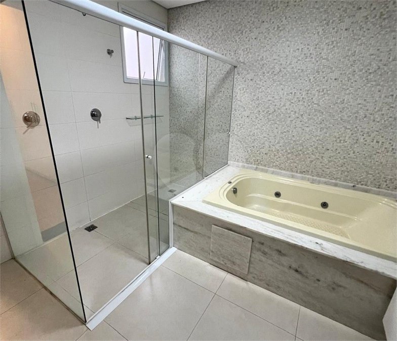Casa para alugar com 4 suítes no condomínio Sunset, Sorocaba - SP