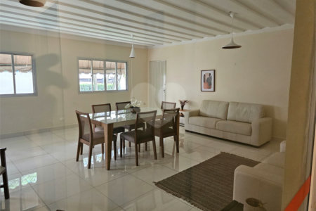 Apartamento à venda com 3 quartos, sendo 1 suíte, em Vila Olímpia, São Paulo, SP