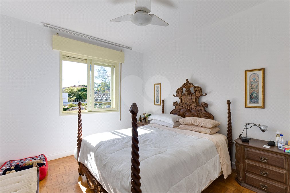 Casa de Vila à venda com 4 quartos, sendo 1 suíte, em Alto da Boa Vista, São Paulo, SP