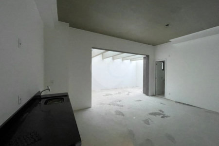 Apartamento à venda com 1 suíte em Vila Nova Conceição, São Paulo, SP