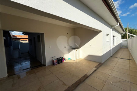 Casa à venda com 2 quartos, sendo 1 suíte, no condomínio Residencial Lagos D Icarai, Salto - SP