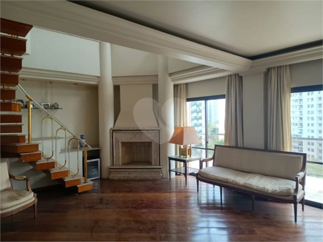Apartamento à venda com 3 suítes em Morumbi, São Paulo, SP