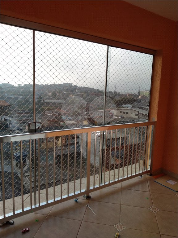 Sobrado à venda com 3 quartos, sendo 1 suíte, em Vila Santa Margarida, Ferraz de Vasconcelos, SP