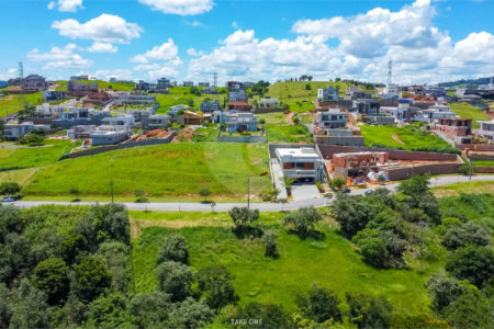 Terreno à venda no condomínio Residencial Campo de Toscana, Vinhedo - SP