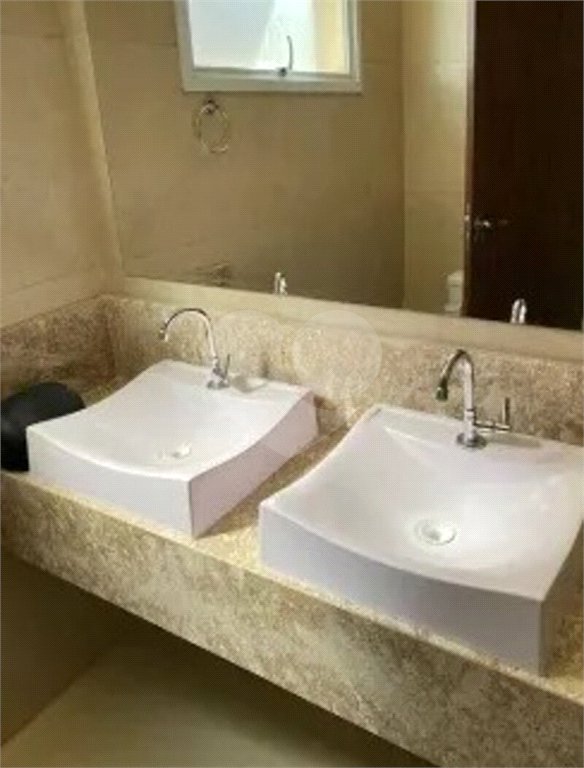 Casa à venda com 3 quartos no condomínio Villa D' Oro, Vinhedo - SP