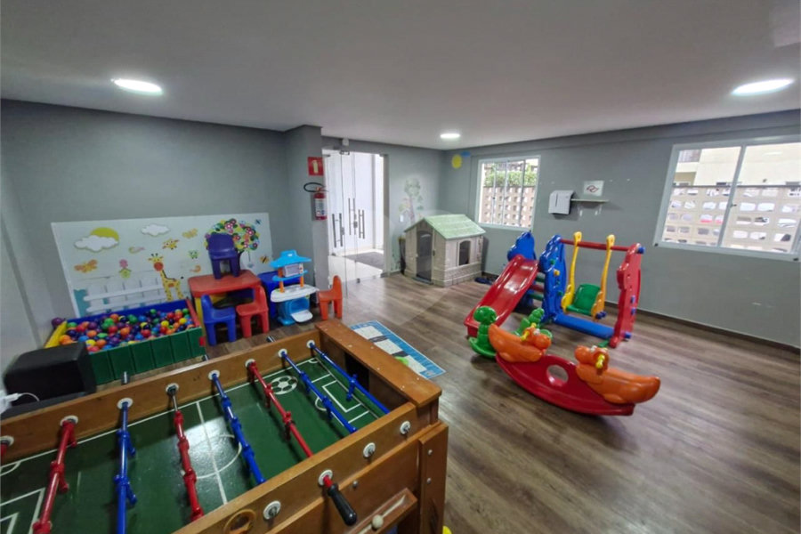 Apartamento à venda com 2 quartos, sendo 1 suíte, em Parque Maria Domitila, São Paulo, SP