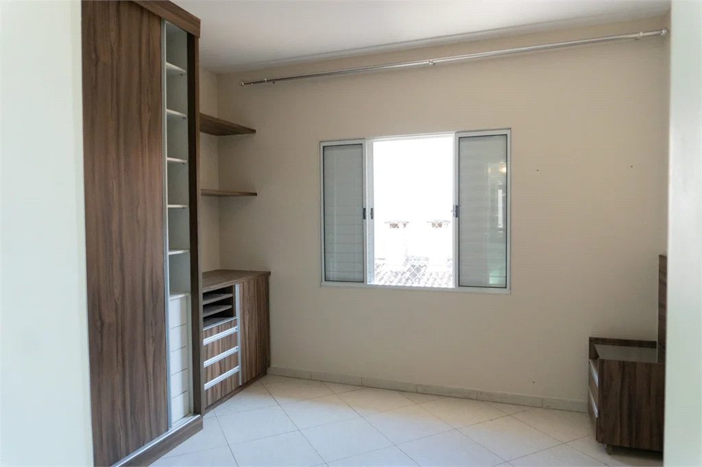Sobrado à venda com 3 quartos, sendo 2 suítes, em Jardim Bonfiglioli, São Paulo, SP