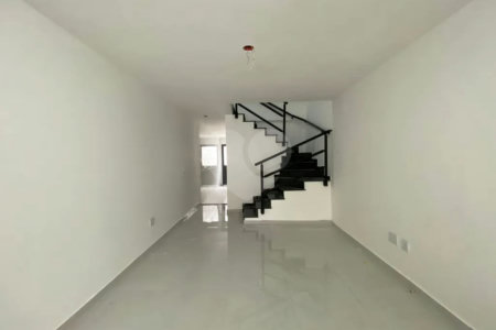 Sobrado à venda com 3 quartos, sendo 1 suíte, em Vila Ede, São Paulo, SP