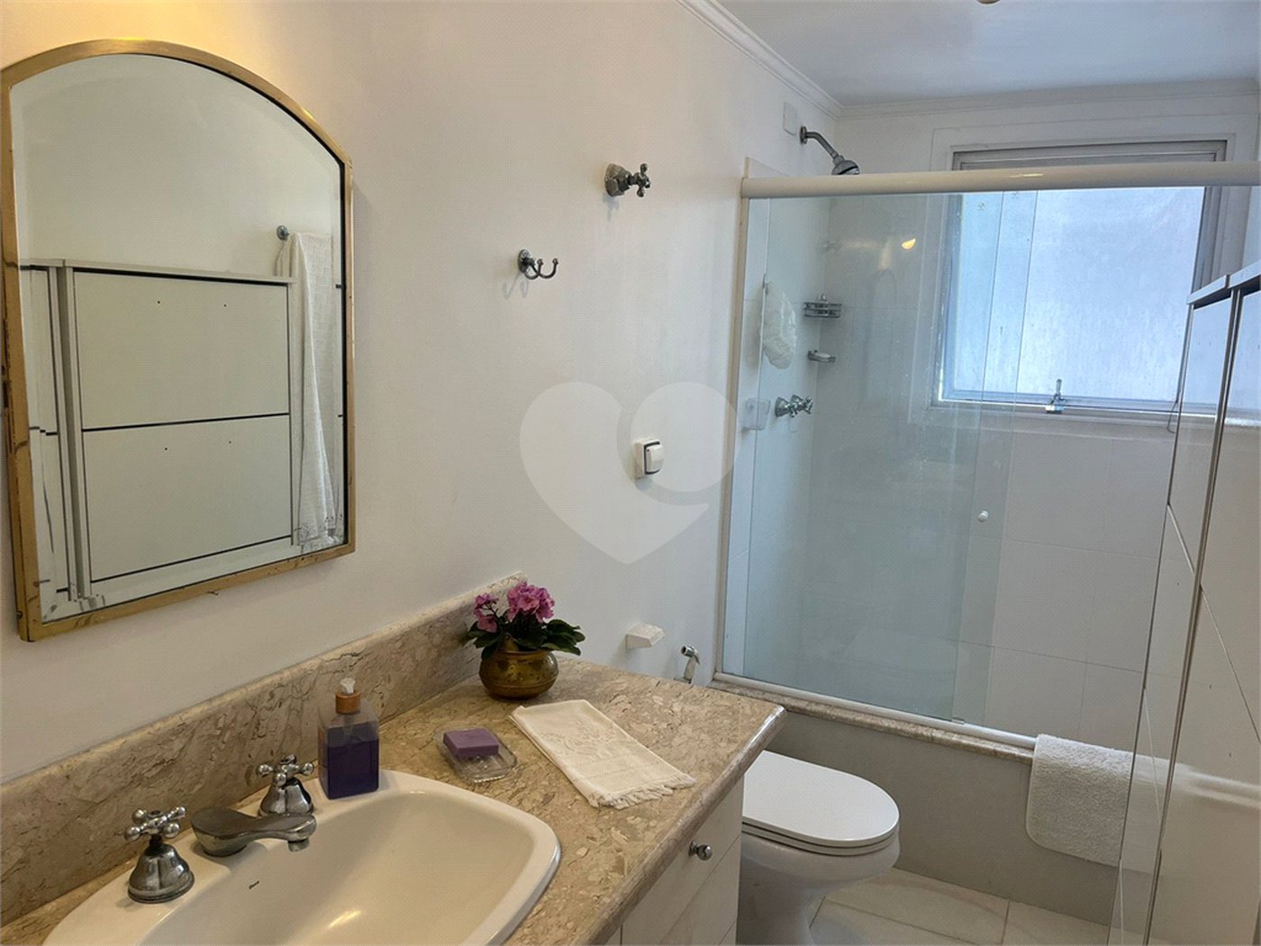 Apartamento à venda com 2 quartos, sendo 1 suíte,  em Itaim Bibi, São Paulo, SP