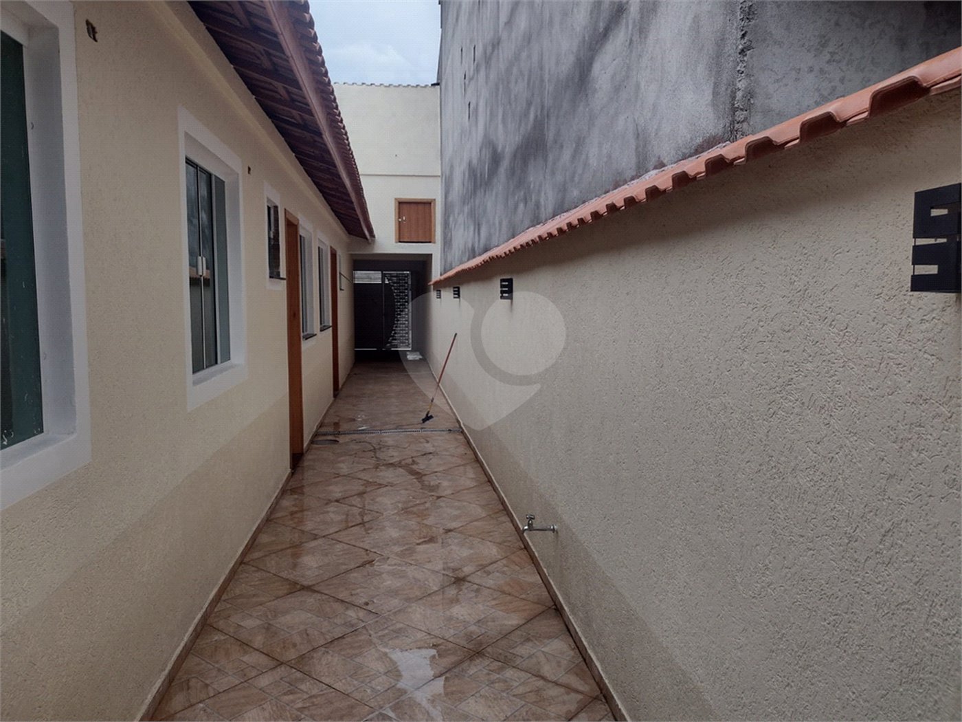 Casa Térrea à venda com 3 quartos, sendo 1 suíte, em Jardim Horto do Ipê, Itaquaquecetuba, SP