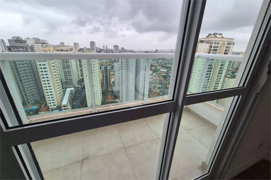 Apartamento à venda ou para alugar com 4 quartos, sendo 3 suítes, em Santana, São Paulo, SP