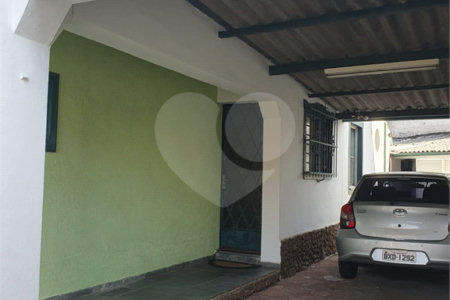 Casa à venda com 2 quartos, sendo 1 suíte, em Jardim das Bandeiras, São Paulo, SP