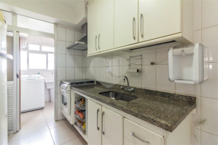 Apartamento à venda com 3 quartos, sendo 1 suíte, em Cambuci, São Paulo, SP