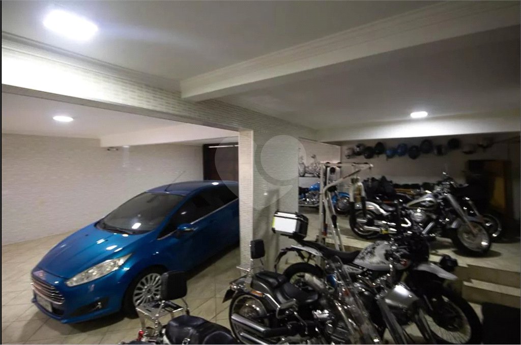 Casa à venda com 5 quartos, sendo 4 suítes, em Vila Maria Alta, São Paulo, SP