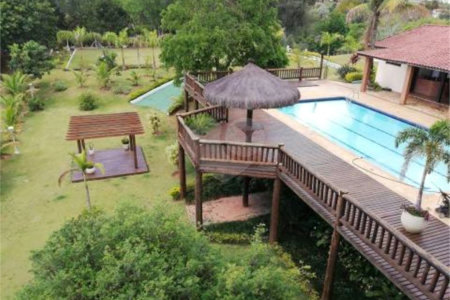 Chácara à venda com 7 quartos, sendo 6 suítes, em Monterrey, Louveira, SP