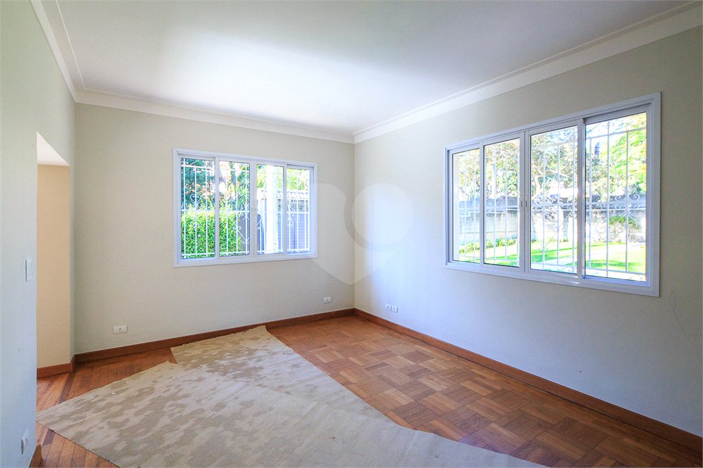 Casa Térrea à venda com 3 quartos, sendo 1 suíte, em Alto da Boa Vista, São Paulo, SP