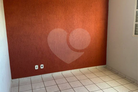Apartamento à venda com 2 quartos em Parque Laranjeiras, Araraquara, SP