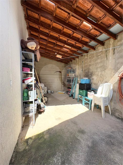 Sobrado à venda com 4 quartos em Jardim Esther, São Roque, SP