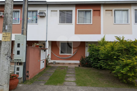 Casa à venda com 3 quartos, sendo 1 suíte, no condomínio Grand Family, Rio de Janeiro - RJ