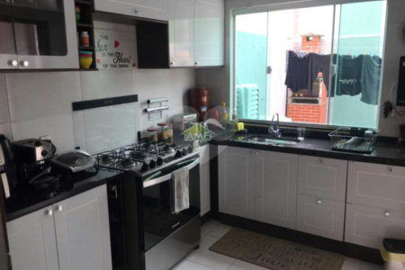 Casa à venda com 3 quartos, sendo 2 suítes,  em Campo Grande, Rio de Janeiro, RJ