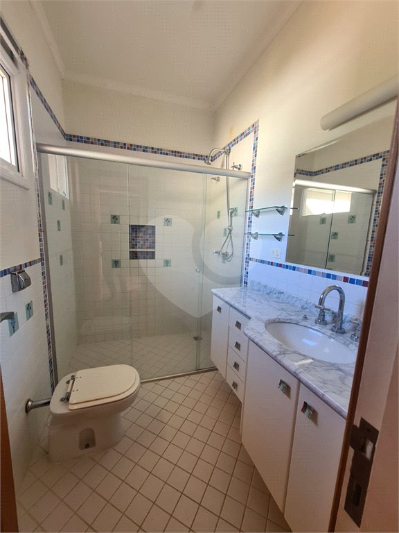 Casa à venda com 3 suítes no condomínio Vinhas da Vista Alegre - Lado Sede, Vinhedo - SP