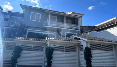 Sobrado à venda com 4 quartos, sendo 2 suítes,  em Tremembé, São Paulo, SP