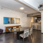 Apartamento Reformado e Mobiliado na Vila Mariana 100m² e 1 vaga.