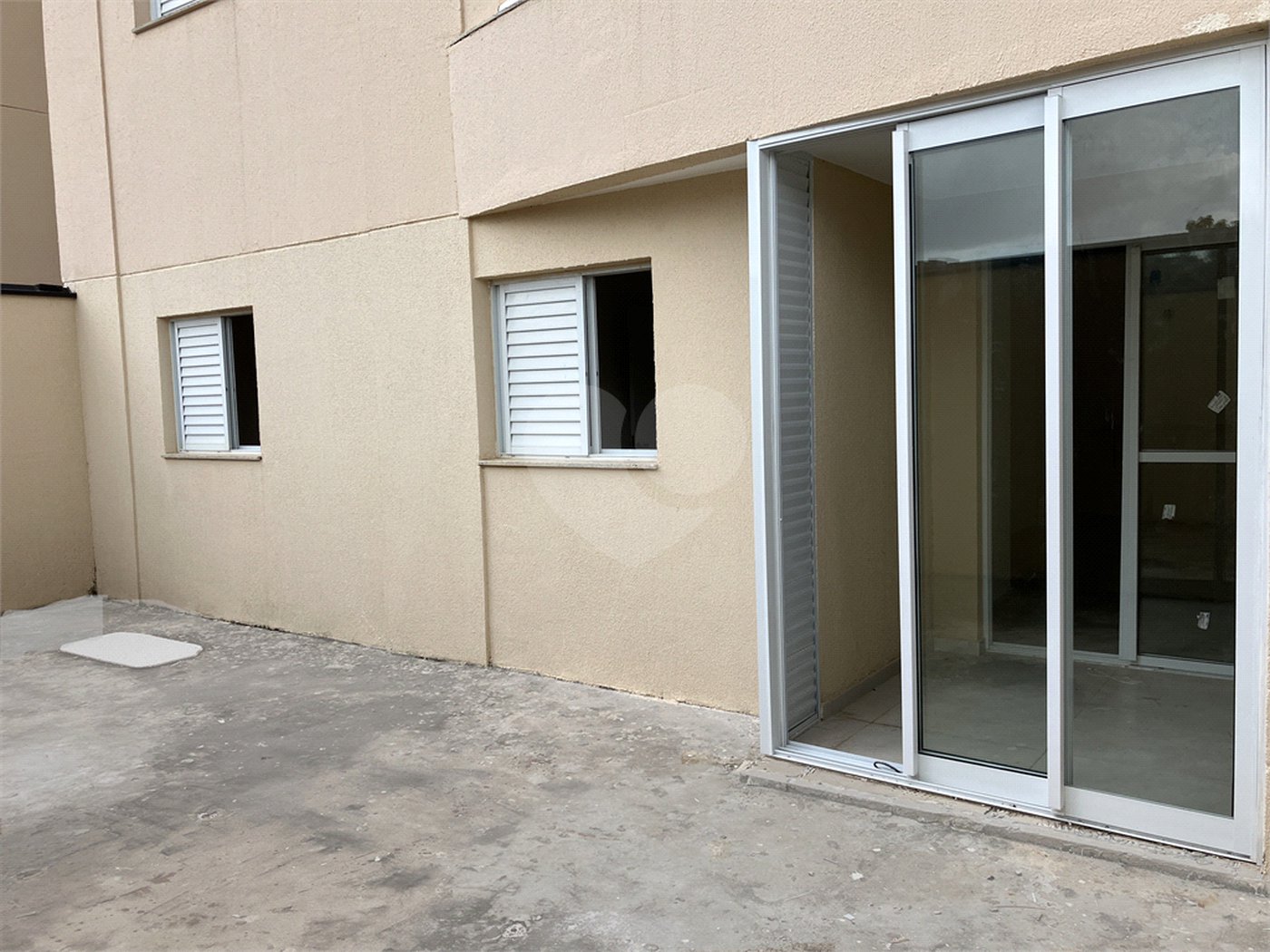 Apartamento à venda com 3 quartos, sendo 1 suíte,  em Parque Campolim, Sorocaba, SP