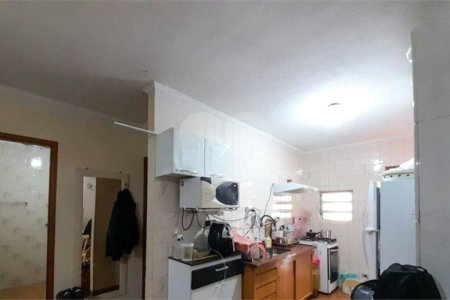 Sobrado à venda com 4 quartos em Vila Firmiano Pinto, São Paulo, SP