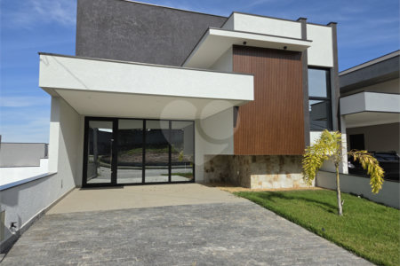 Casa à venda com 3 suítes no condomínio Helena Maria, Sorocaba - SP