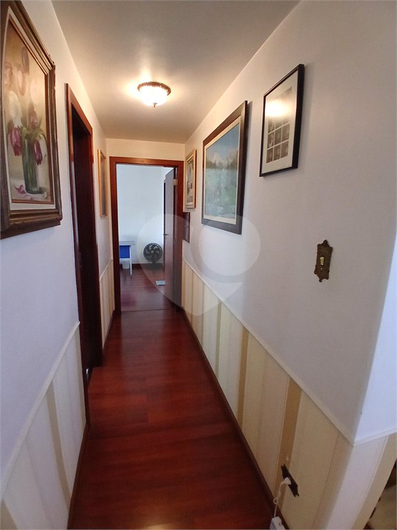 Sobrado à venda com 4 quartos, sendo 2 suítes, em Jardim Leonor, São Paulo, SP