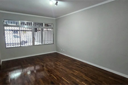 Sobrado à venda com 3 quartos, sendo 2 suítes, em Ferreira, São Paulo, SP