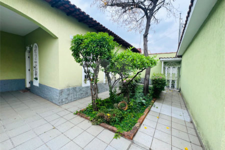 Casa à venda com 4 quartos, sendo 1 suíte,  em Vila Galvão, Guarulhos, SP