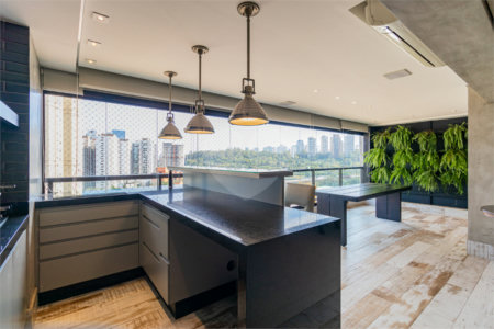 Apartamento à venda com 3 suítes em Granja Julieta, São Paulo, SP