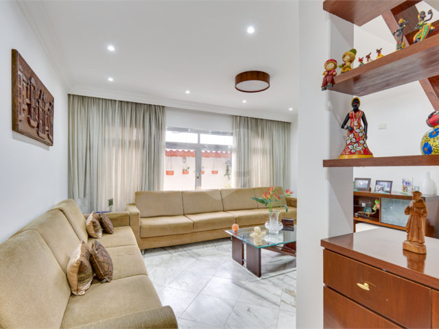 Casa à venda com 3 quartos em Campo Grande, São Paulo, SP