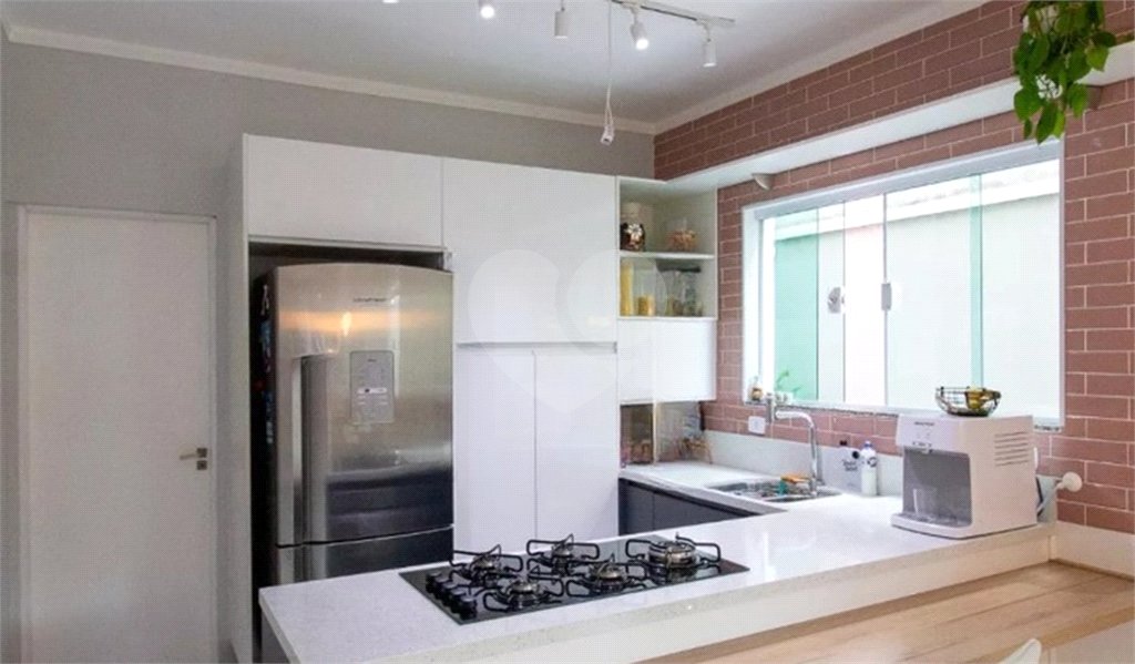 Casa à venda com 3 suítes em Vila Rosália, Guarulhos, SP