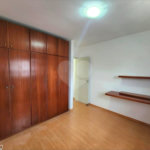 Casa à venda com 3 quartos, sendo 1 suíte,  em Jardim Celeste, São Paulo, SP
