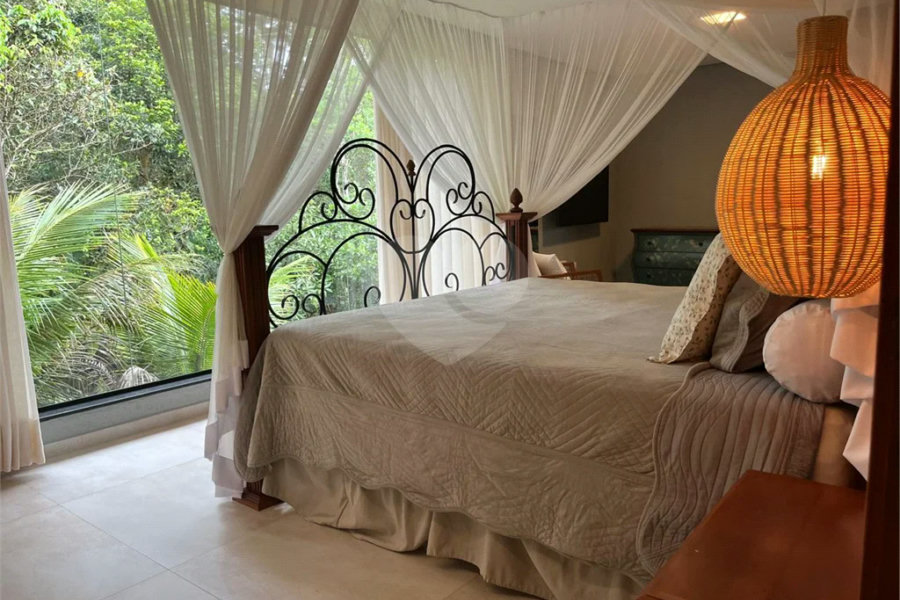 Casa à venda com 4 suítes em Boracéia, São Sebastião, SP