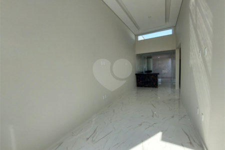 Casa à venda com 3 quartos, sendo 1 suíte,  no condomínio Horto Florestal Villagio, Sorocaba - SP