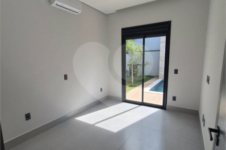 Casa à venda com 3 suítes no condomínio London Park, Indaiatuba - SP