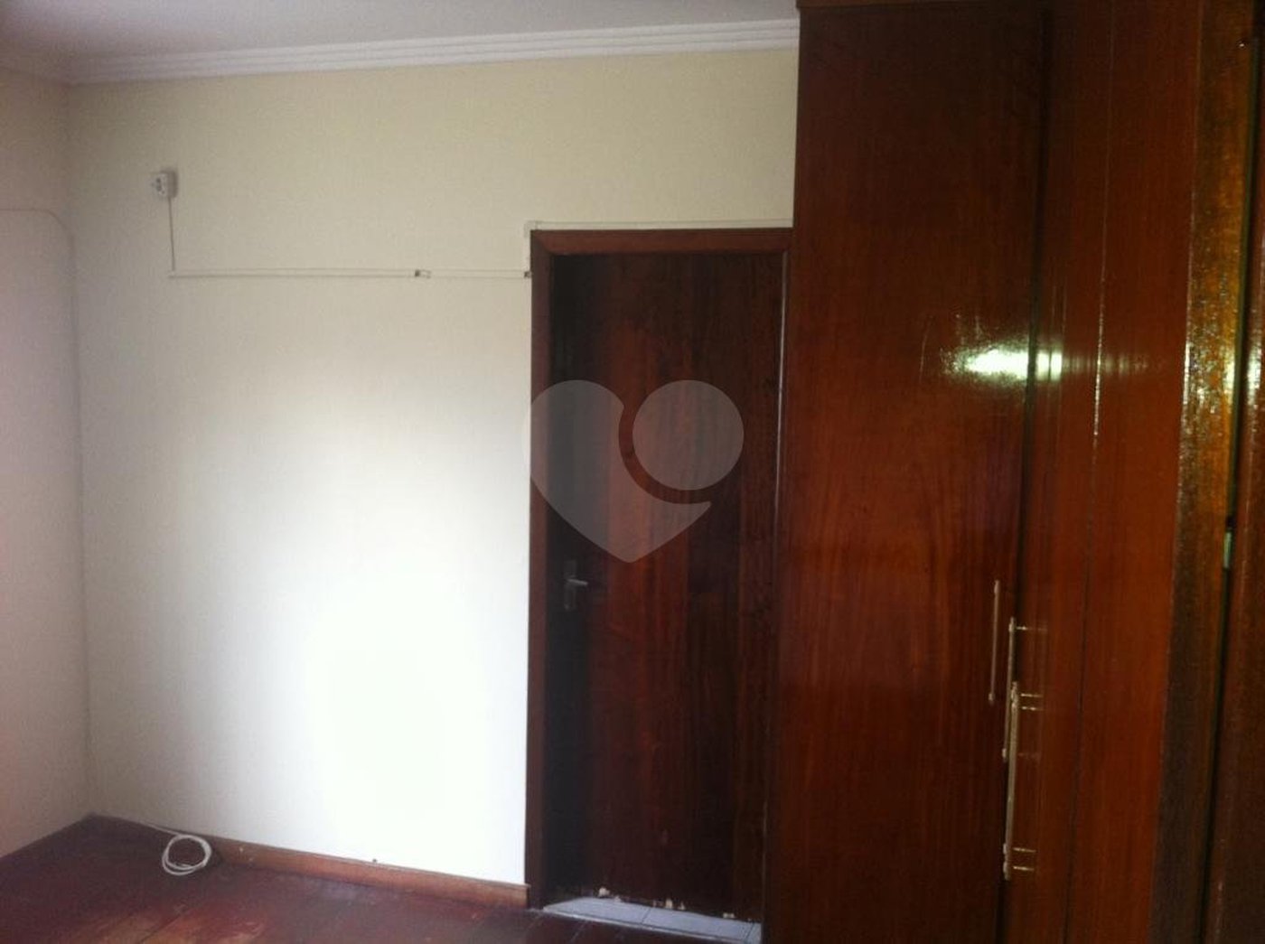 Sobrado à venda com 3 quartos, sendo 1 suíte, em Chora Menino, São Paulo, SP
