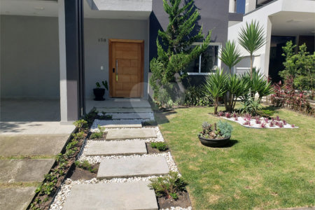 Casa à venda com 3 suítes no condomínio Residencial Veredas, Mogi das Cruzes - SP