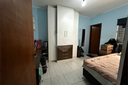 Casa à venda com 4 quartos, sendo 2 suítes, em Vila Buenos Aires, São Paulo, SP